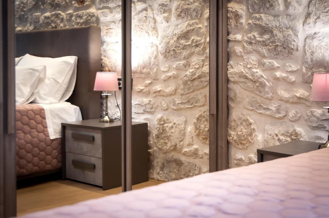 Dc II Downtown Apartment Rovinj Bagian luar foto