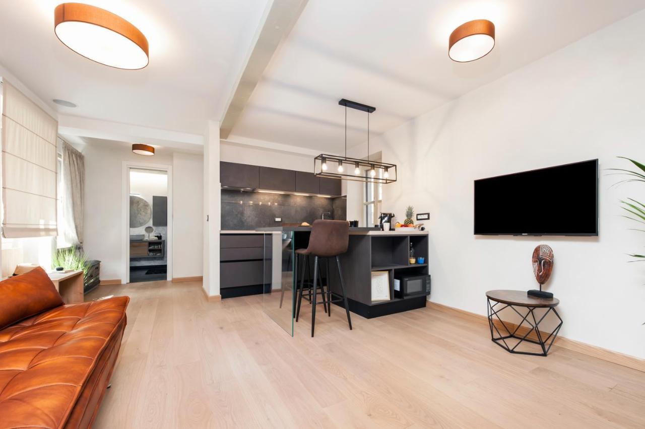 Dc II Downtown Apartment Rovinj Bagian luar foto