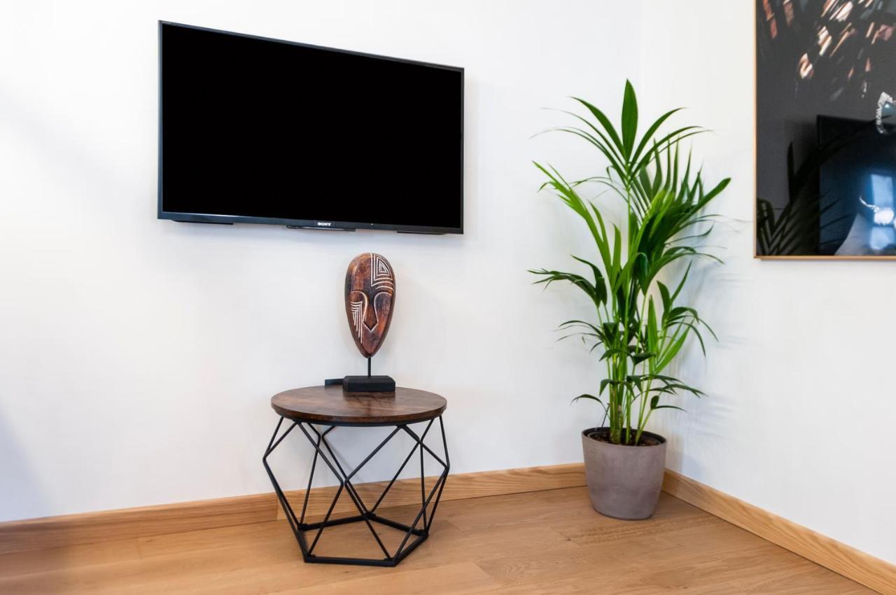 Dc II Downtown Apartment Rovinj Bagian luar foto