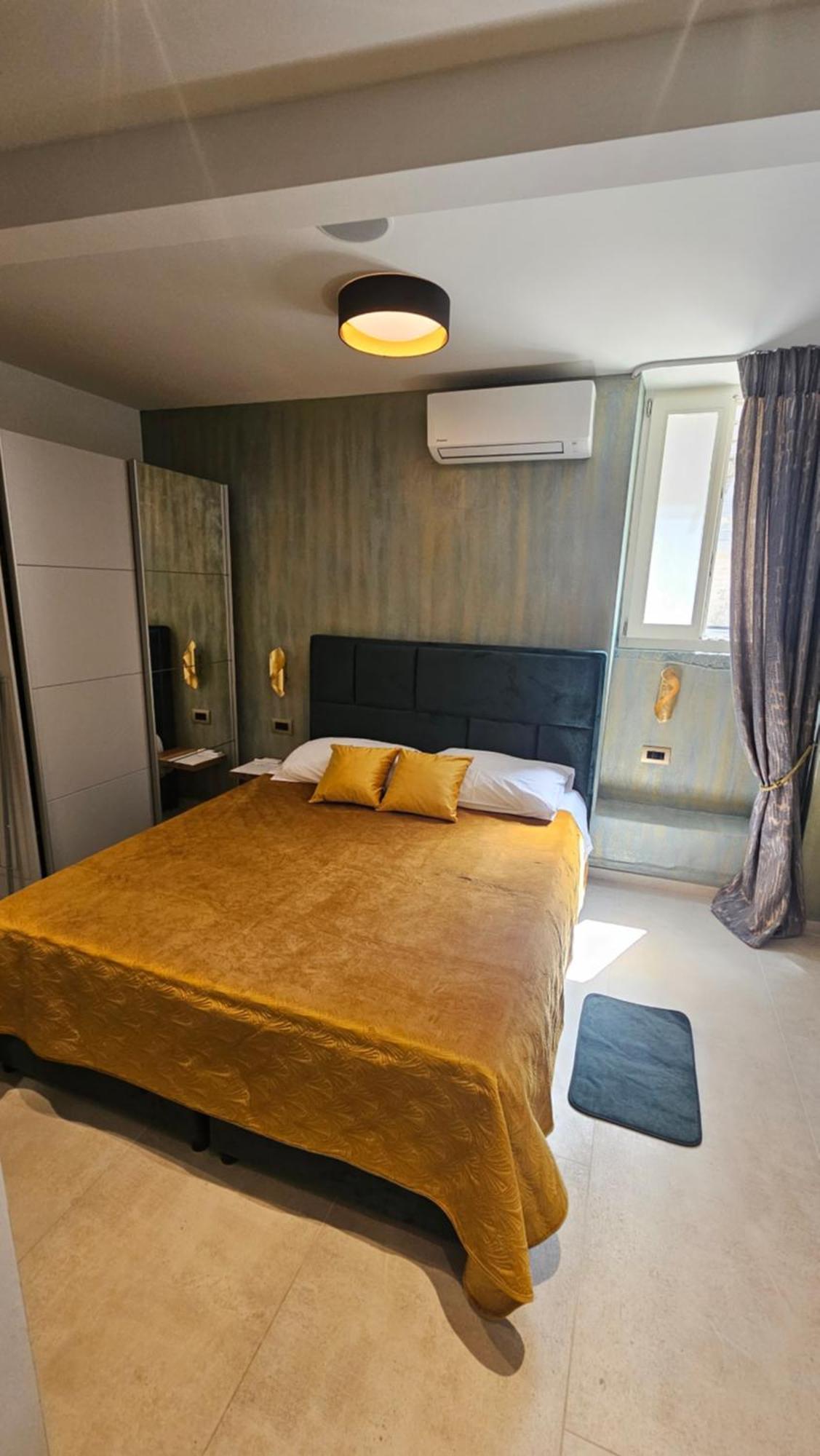 Dc II Downtown Apartment Rovinj Ruang foto