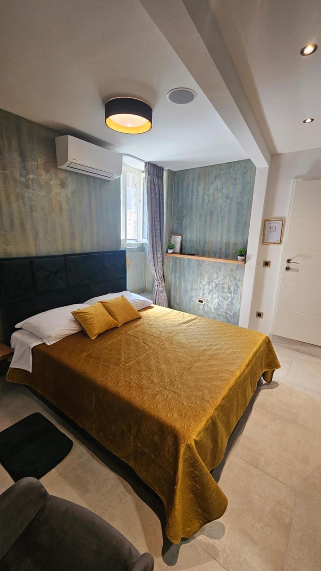 Dc II Downtown Apartment Rovinj Ruang foto